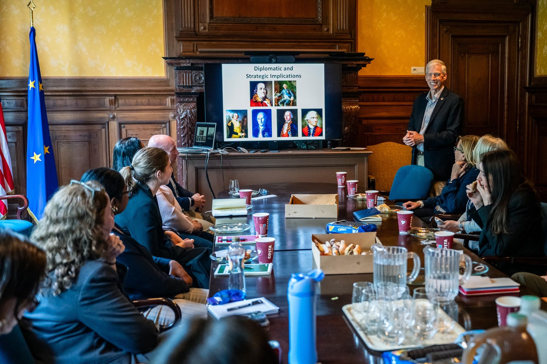 Kevin lecturing at the US Embassy in Brussels